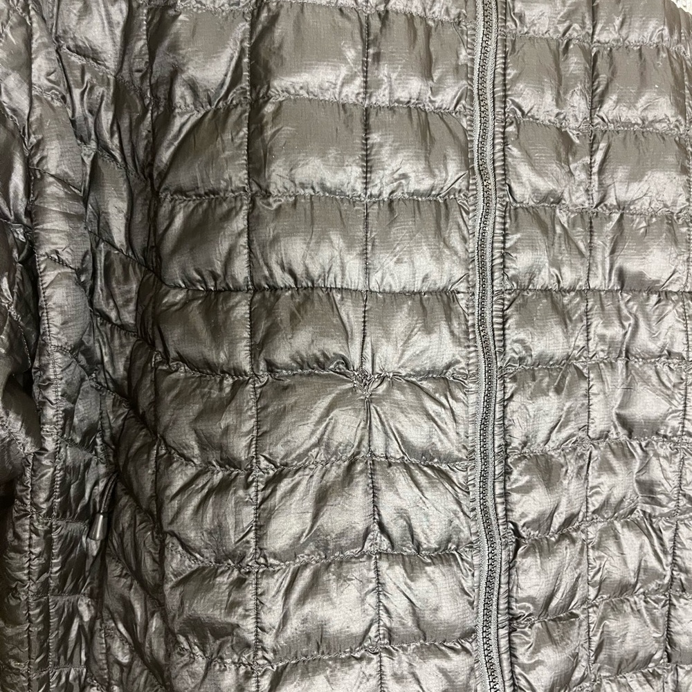 The North Face Black Thermoball Jacket - Picture 7 of 8